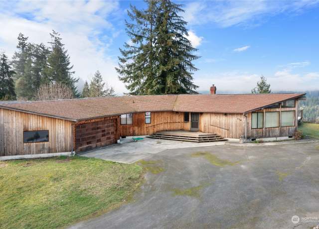 Property at 176 Dow Ridge Dr N, Eatonville, WA 98328, 3 beds, 2 baths