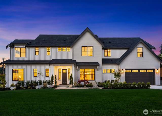Property at 15225 NE 3rd St, Bellevue, WA 98007, 5 beds, 4.5 baths