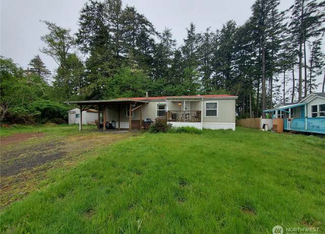 Property at 669 Duck Lake Dr NE, Ocean Shores, WA 98569, 3 beds, 2 baths
