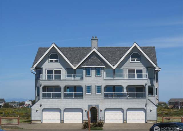 Property at 1599 E Ocean Shores Blvd SW Unit 2 E, Ocean Shores, WA 98569, 1 bed, 3 baths