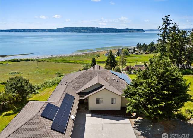 Property at 2364 Strawberry Point Rd, Oak Harbor, WA 98277, 3 beds, 3.5 baths