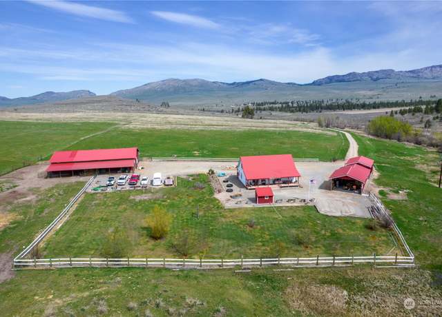 Property at 106 Knox Rd, Riverside, WA 98849, 4 beds, 3 baths