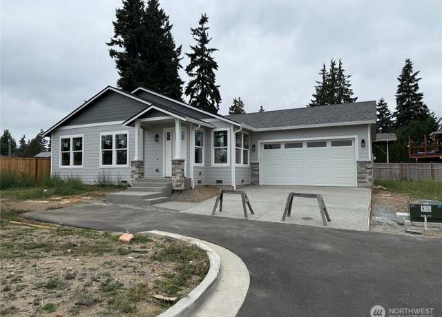 Property at 2225 124th St SE, Everett, WA 98208, 3 beds, 2 baths