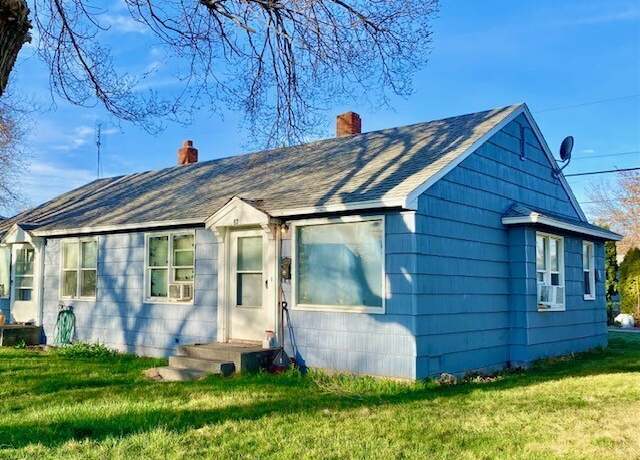 Property at 81 83 NE G St, Ephrata, WA 98823, 2 beds, 2 baths