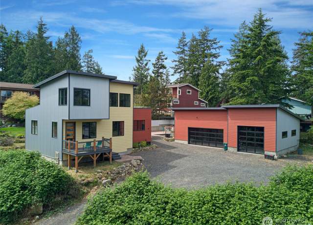 Property at 611 Nelson St, Friday Harbor, WA 98250, 2 beds, 3 baths