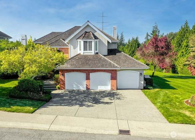 Property at 16122 SE 266th St, Covington, WA 98042, 5 beds, 3.5 baths