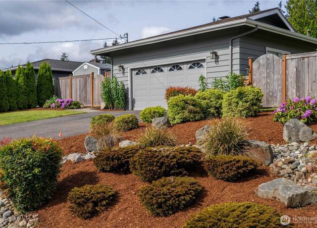Property at 11612 38th Dr SE, Everett, WA 98208, 3 beds, 2 baths