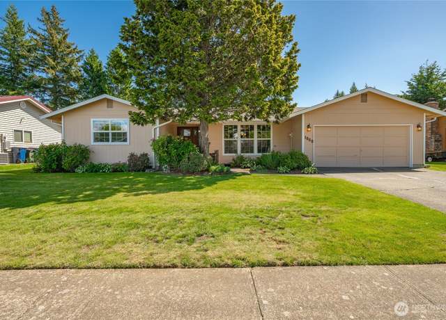 Property at 1060 Garden Dr, Lynden, WA 98264, 4 beds, 2 baths
