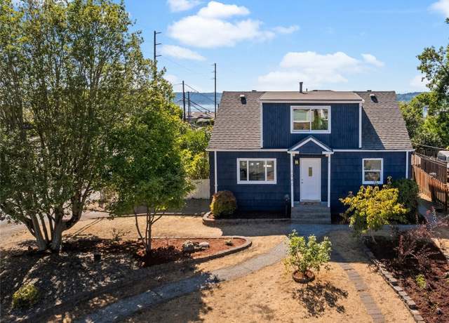 Property at 1040 S Geiger St, Tacoma, WA 98465, 5 beds, 2 baths