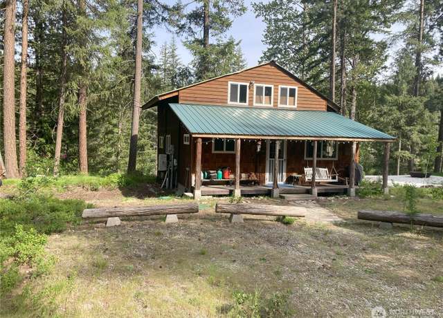 Property at 2512 Kinnikinnick Dr, Leavenworth, WA 98826, 2 beds, 1 bath