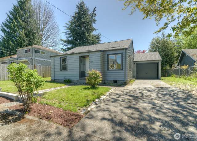 Property at 1635 Glass Ave NE, Olympia, WA 98506, 2 beds, 1 bath