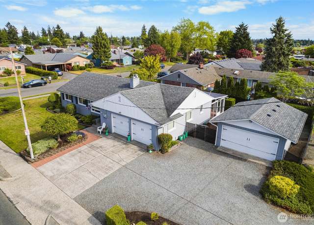 Property at 5502 N 21st St, Tacoma, WA 98406, 3 beds, 1.5 baths