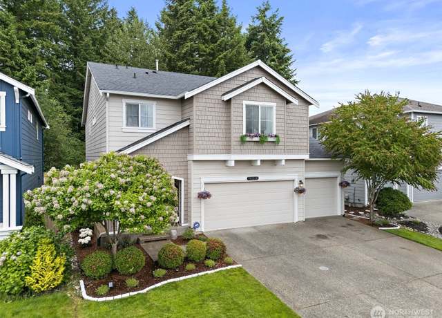 Property at 18219 73rd Ave E, Puyallup, WA 98375, 4 beds, 2.5 baths