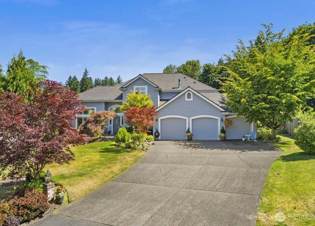 Property at 18608 SE 278th Ct, Kent, WA 98042, 4 beds, 2.5 baths
