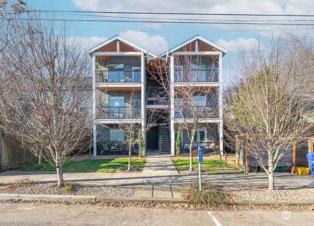 Property at 5025 N Minnesota #202, Portland, OR 97217, 2 beds, 1 bath