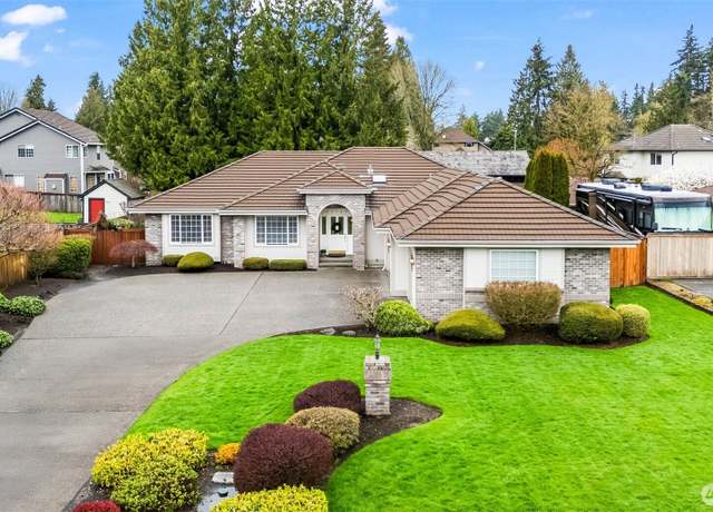 Property at 12707 117th Street Ct E, Puyallup, WA 98374, 3 beds, 2 baths
