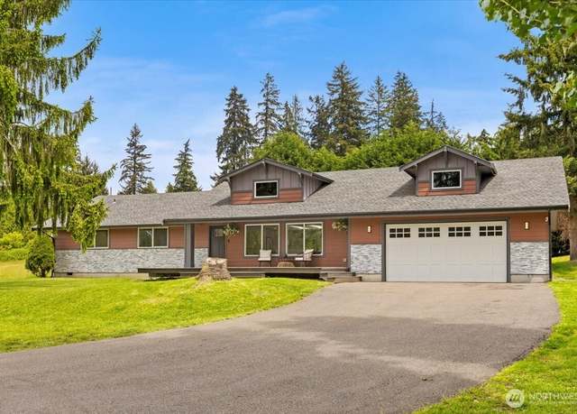 Property at 12125 E Woodland Ave, Puyallup, WA 98373, 3 beds, 2 baths