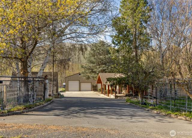 Property at 1260 Burbank Creek Rd, Yakima, WA 98901, 3 beds, 2 baths