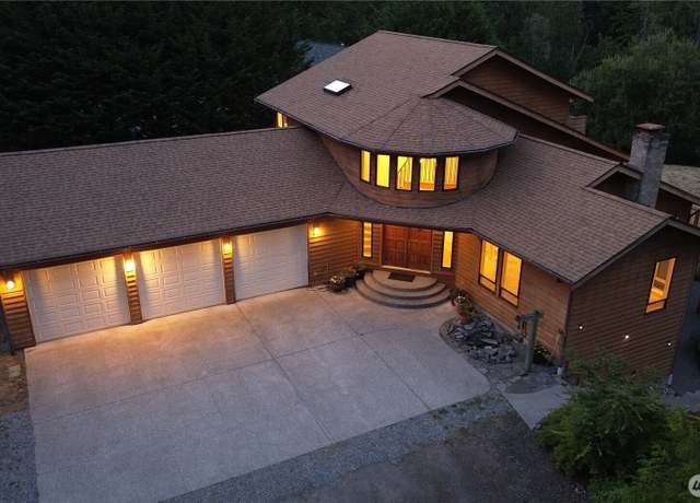 Property at 3521 NW 130th St, Gig Harbor, WA 98332, 3 beds, 2 baths