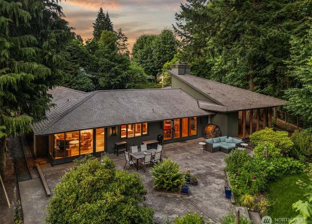 Property at 2949 Orange St SE, Olympia, WA 98501, 3 beds, 2.5 baths