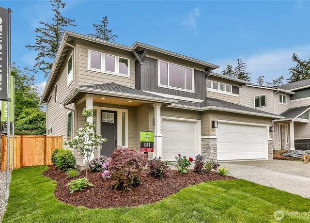 Property at 16224 76th Avenue Ct E, Puyallup, WA 98375, 4 beds, 3 baths