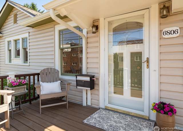 Property at 6806 Woodlawn Ave NE, Seattle, WA 98115, 3 beds, 1 bath