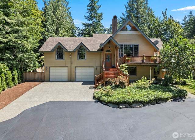 Property at 17413 Blodgett Rd, Mount Vernon, WA 98274, 3 beds, 3 baths