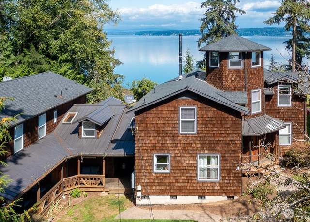 Property at 2681 S East Camano Dr, Camano Island, WA 98282, 6 beds, 4.5 baths