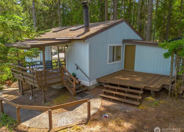 Property at 1681 E Saint Andrews Dr N, Shelton, WA 98584, 2 beds, 1 bath