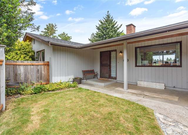Property at 8374 W Meadow Ln, Lynden, WA 98264, 3 beds, 2 baths