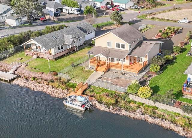 Property at 709 Wawona Ave SW, Ocean Shores, WA 98569, 4 beds, 3 baths