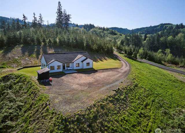 Property at 159 Bootjack Ln, Kelso, WA 98626, 3 beds, 2 baths