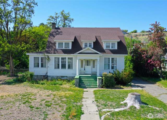 Property at 675 4th Ave N, Okanogan, WA 98840, 5 beds, 2 baths