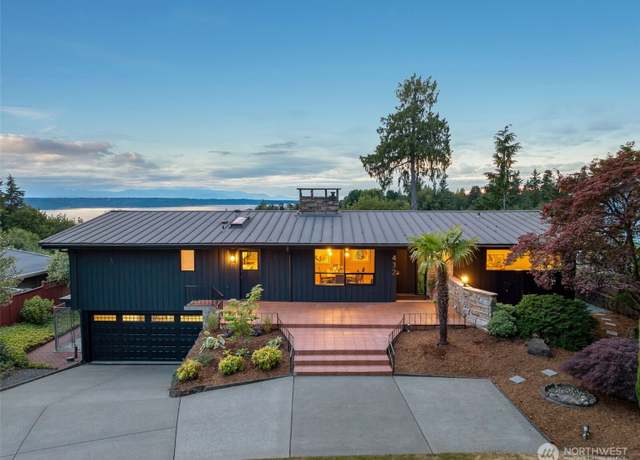 Property at 432 SW 206th St, Normandy Park, WA 98166, 4 beds, 3 baths