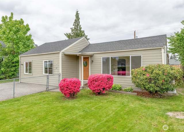 Property at 347 Colorado St, Longview, WA 98632, 3 beds, 1 bath
