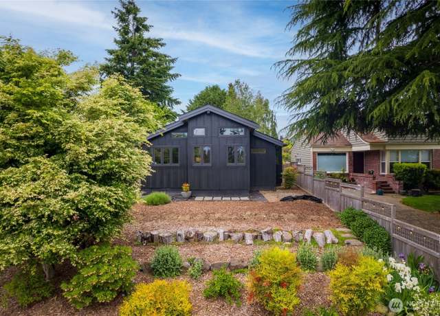 Property at 3550 SW 110th St, Seattle, WA 98146, 3 beds, 2 baths