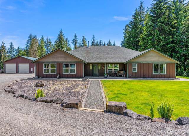 Property at 175 Elwood Rd, Castle Rock, WA 98611, 3 beds, 2.5 baths