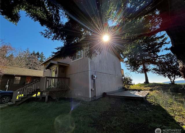 Property at 18 Whidbey Island Dr. Dr, Hat Island, WA 98902, 2 beds, 1.5 baths