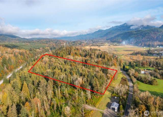 Property at 18653 Colony Rd, Bow, WA 98232
