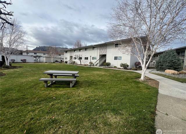 Property at 10 S Cove #10, Wenatchee, WA 98801, 2 beds, 1 bath