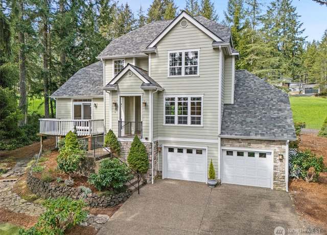Property at 40 E Huckleberry Ct, Union, WA 98592, 2 beds, 2.5 baths