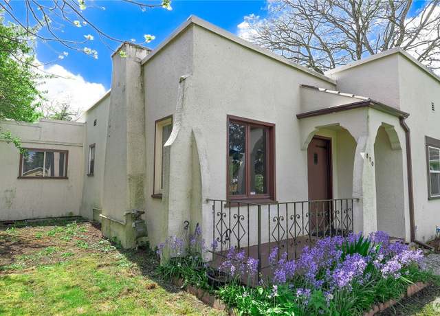 Property at 870 118th St S, Tacoma, WA 98444, 3 beds, 1 bath