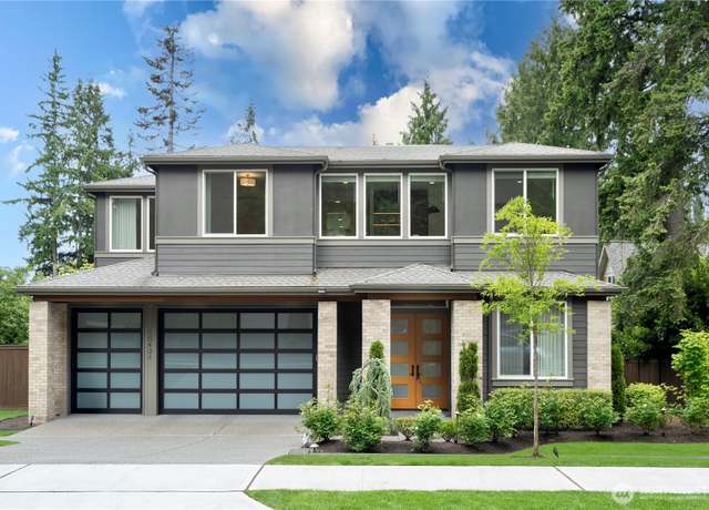 Property at 10421 129th Ave NE, Kirkland, WA 98033, 5 beds, 4.5 baths