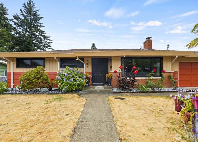 Property at 813 Jefferson Ave NE, Renton, WA 98056, 3 beds, 2 baths