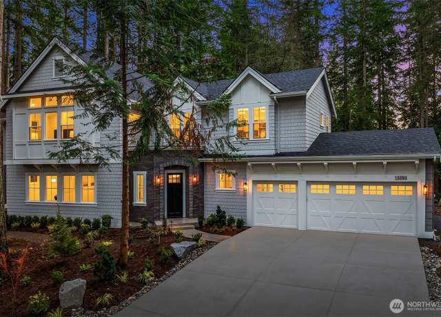 Property at 13393 NE 45th St, Bellevue, WA 98005, 5 beds, 4.5 baths