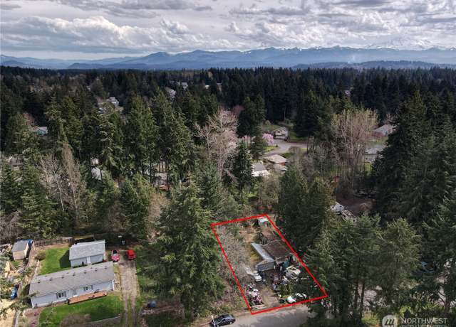 Property at 11321 205th Ave E, Bonney Lake, WA 98391, 3 beds, 1 bath