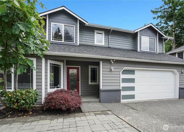 Property at 1533 NE 171st St, Shoreline, WA 98155, 4 beds, 2.5 baths