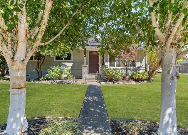 Property at 2507 State St, Everett, WA 98201, 2 beds, 1 bath