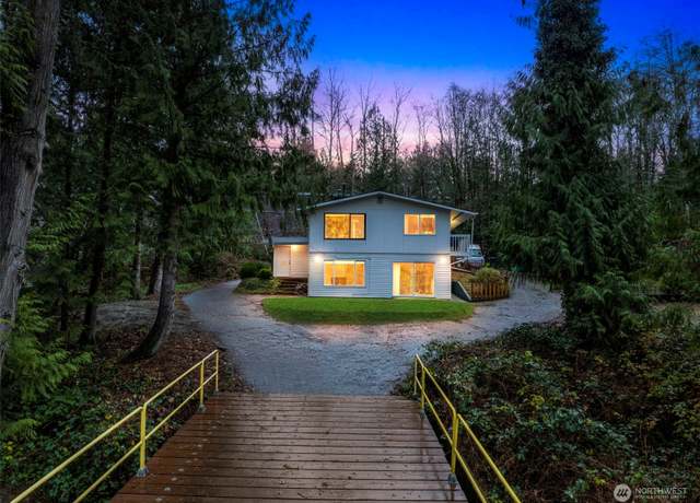 Property at 6311 6313 151st St NW, Gig Harbor, WA 98332, 6 beds, 2 baths