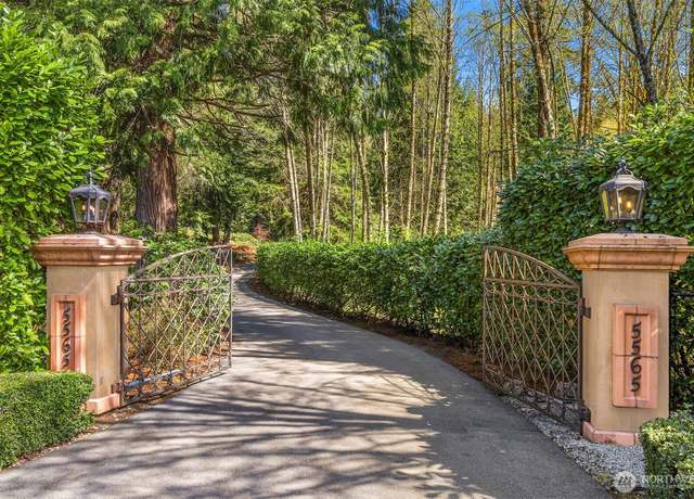 Property at 5565 248th Pl SE, Issaquah, WA 98029, 4 beds, 5.5 baths